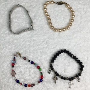 Set of 4 Bracelets